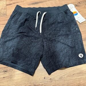 Vuori Kore Short - Charcoal Scribble - Men - Medium